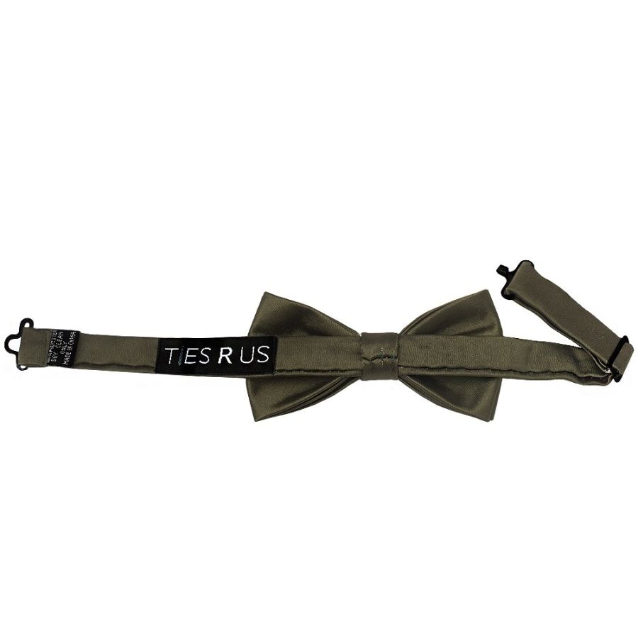 Pre Tied Plain Leaf Green Satin Boys Bow Tie and Pocket Square